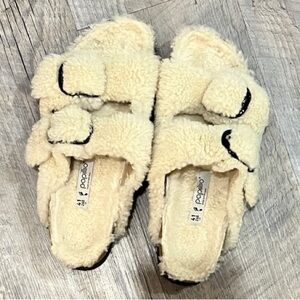 Papillio Birkenstock Cream Sherpa Big Buckle Teddy